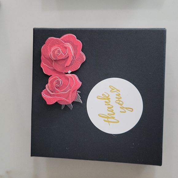 ****SOLD**** Gold Plated adjustable Charm Bangle with 3 Charm - Picture 6 of 8